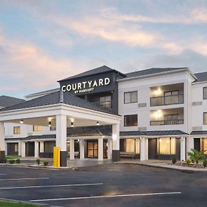 Courtyard Florence South Carolina